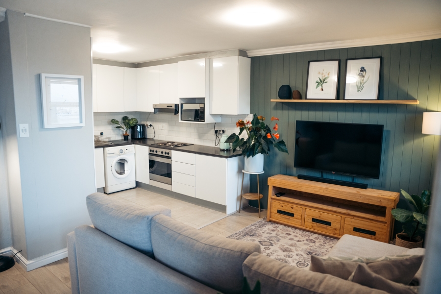 2 Bedroom Property for Sale in Green Point Western Cape